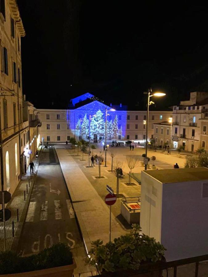 B&B Le Finestre Su Via Cavour Sassari Eksteriør bilde