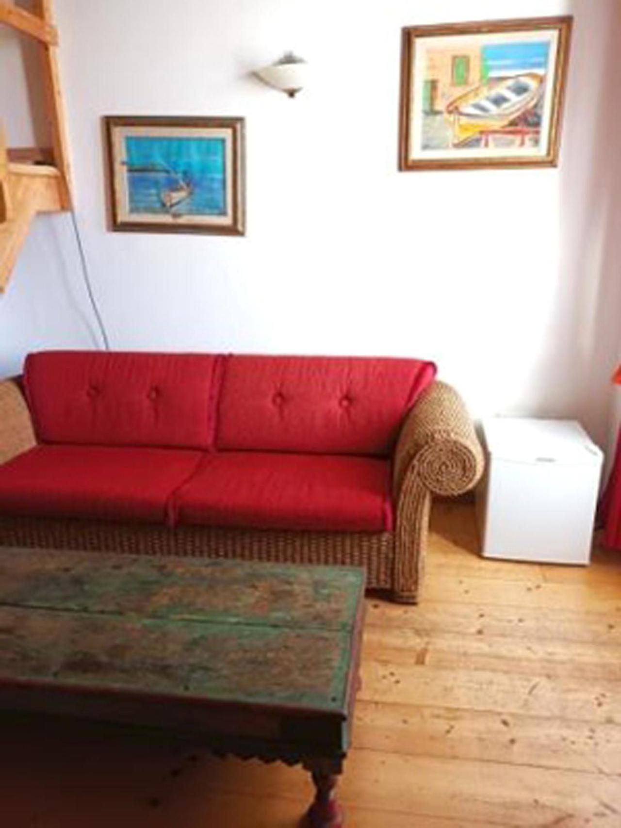 B&B Le Finestre Su Via Cavour Sassari Rom bilde